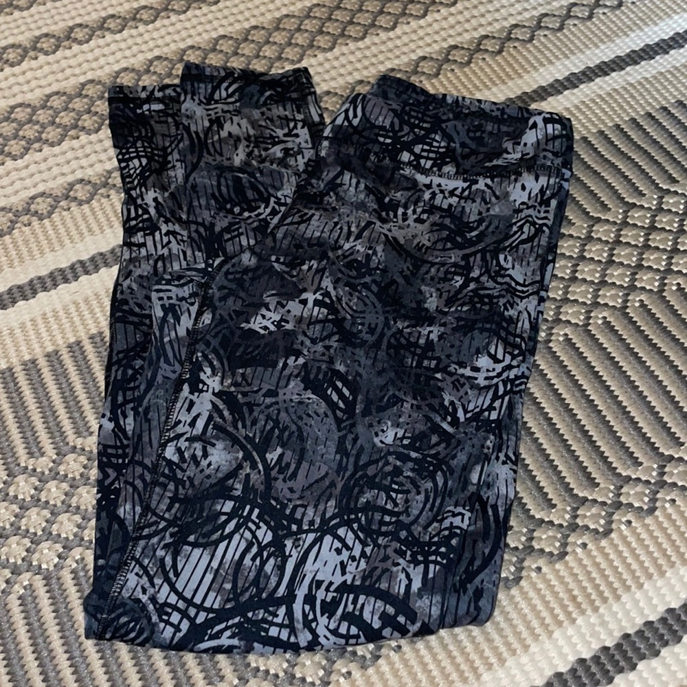 Gray pattern champion athletic tights